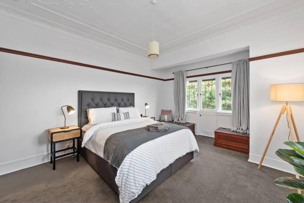דירות בריסביין Art Deco In Ascot! ~ 2 Bed / 1 Bath / 1 Car מראה חיצוני תמונה